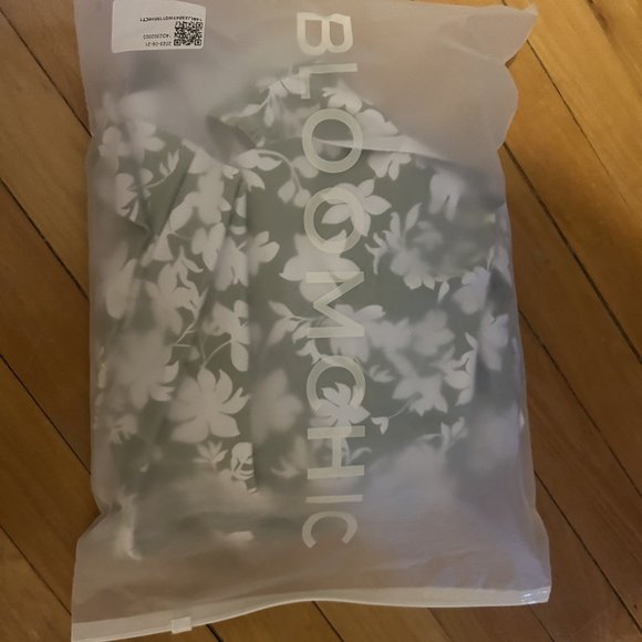 BloomChic swimdress (14-16/1X) - Picture 6 of 6